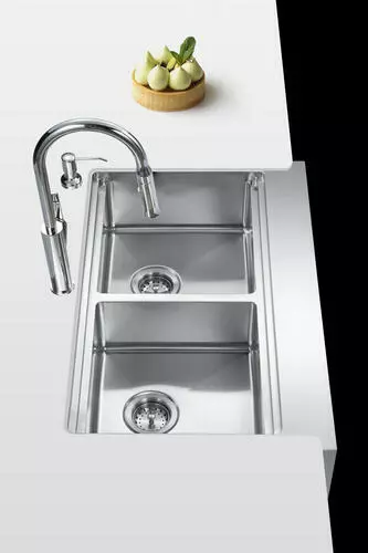 Tuscany™ Acadian Farmhouse/Apron Front 33" Stainless Steel 2-Hole Double Bowl Kitchen Sink 9 Tuscany™ Acadian Farmhouse/Apron Front 33" Stainless Steel 2-Hole Double Bowl Kitchen Sink - Image 9