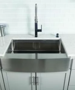 Tuscany™ Acadian Farmhouse/Apron Front 33" Stainless Steel Work Station 2-Hole Single Bowl Kitchen Sink 16 Tuscany™ Acadian Farmhouse/Apron Front 33" Stainless Steel Work Station 2-Hole Single Bowl Kitchen Sink -Tuscany Shop 6724137scene4