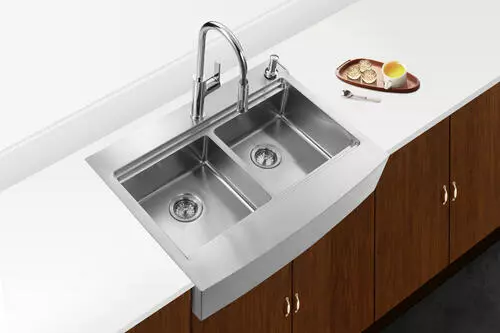 Tuscany™ Acadian Farmhouse/Apron Front 33" Stainless Steel 2-Hole Double Bowl Kitchen Sink 6 Tuscany™ Acadian Farmhouse/Apron Front 33" Stainless Steel 2-Hole Double Bowl Kitchen Sink - Image 6